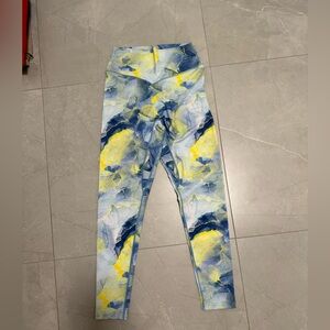 Vitality blue and yellow marble leggings